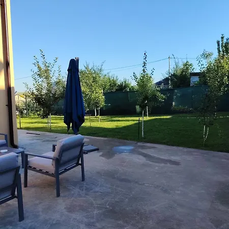 Casa Joe Kır Evi